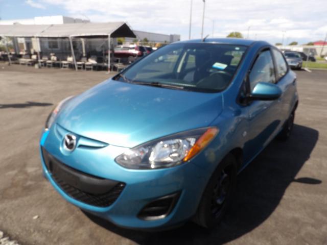 2011 MAZDA 2